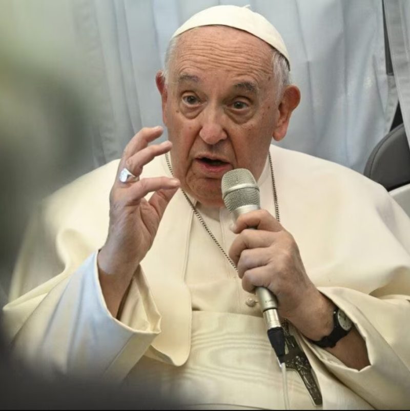 papa francesco ricoverato