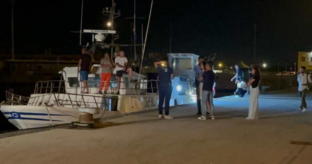 Peschereccio italiano attaccato da motovedetta libica